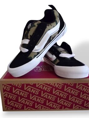 Vans Grade School Knu Skool Shoes
